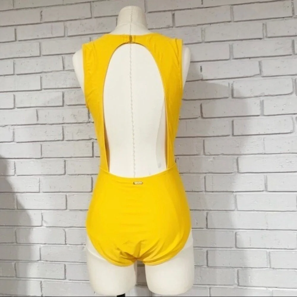 Nicole Miller vibrant yellow